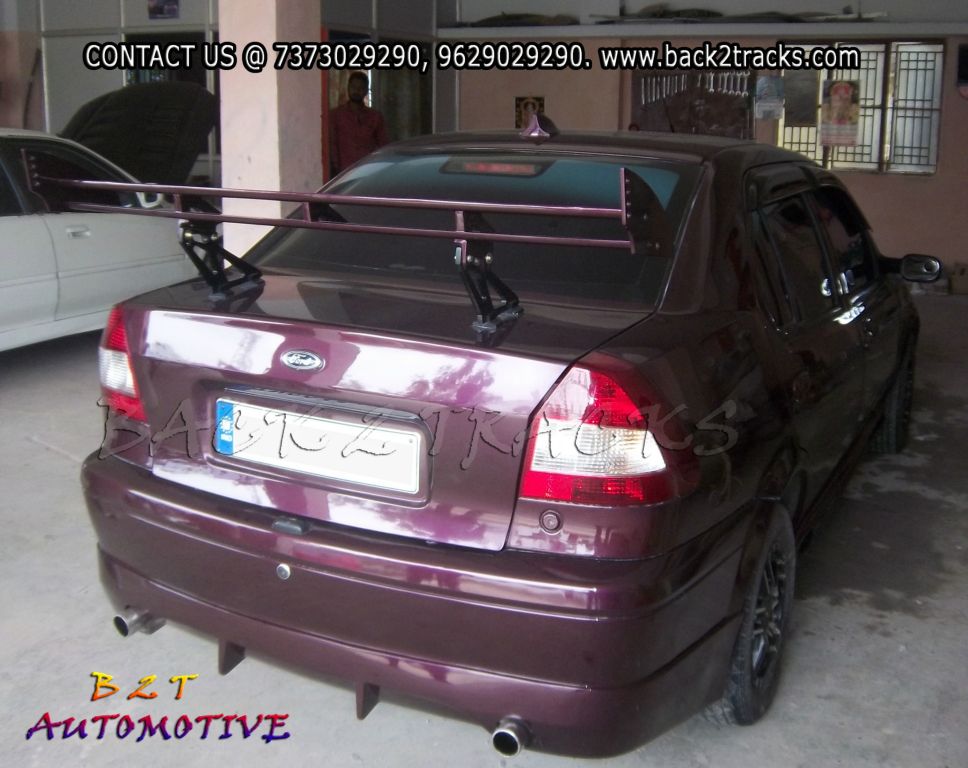 Car Spoilers In Back2Tracks