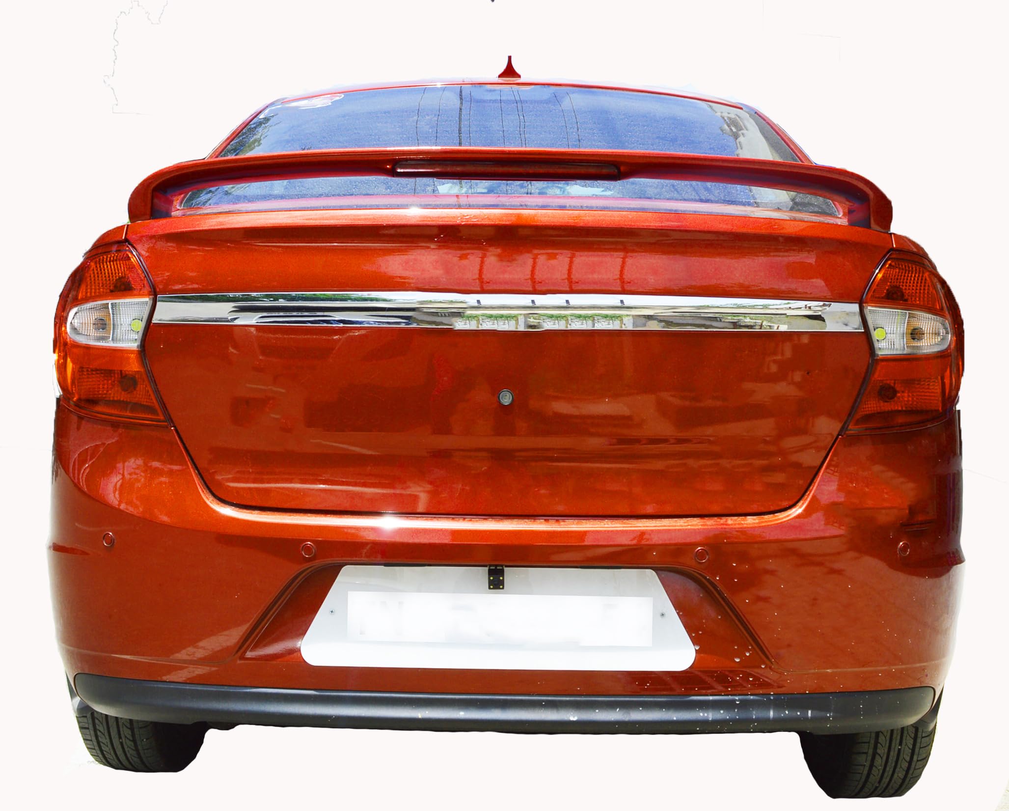 Car Spoiler Compatible to Figo Aspire-Lancer Semi-Finished (Unpainted) Fiber Reinforced Plastic (FRP)